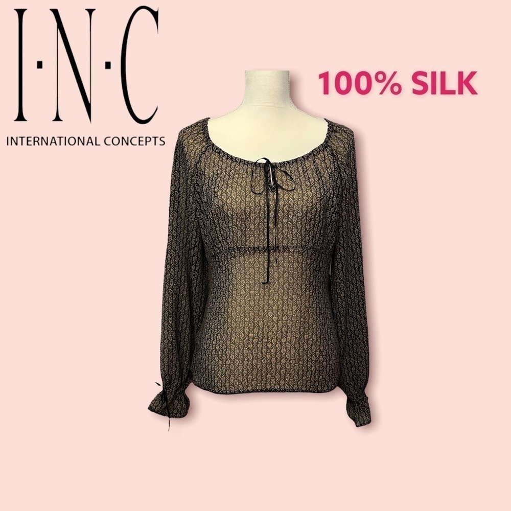 INC International concepts (EUC) 100% Silk top size 12, With Amazing details